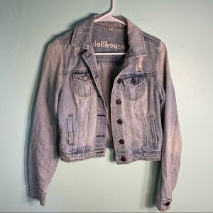 Nice Cropped Jean Jacket!!